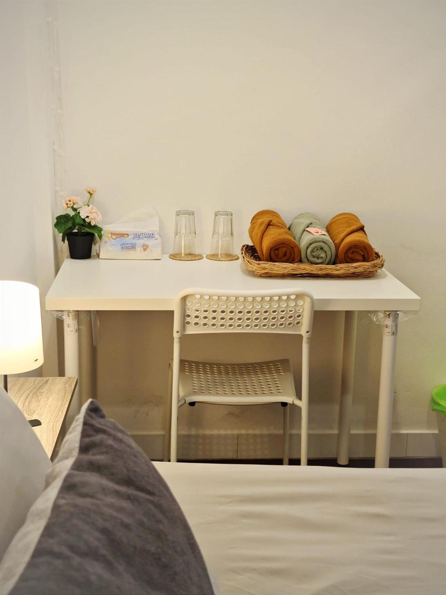 Homey Stay And Cafe By Hematoa Banguecoque Exterior foto